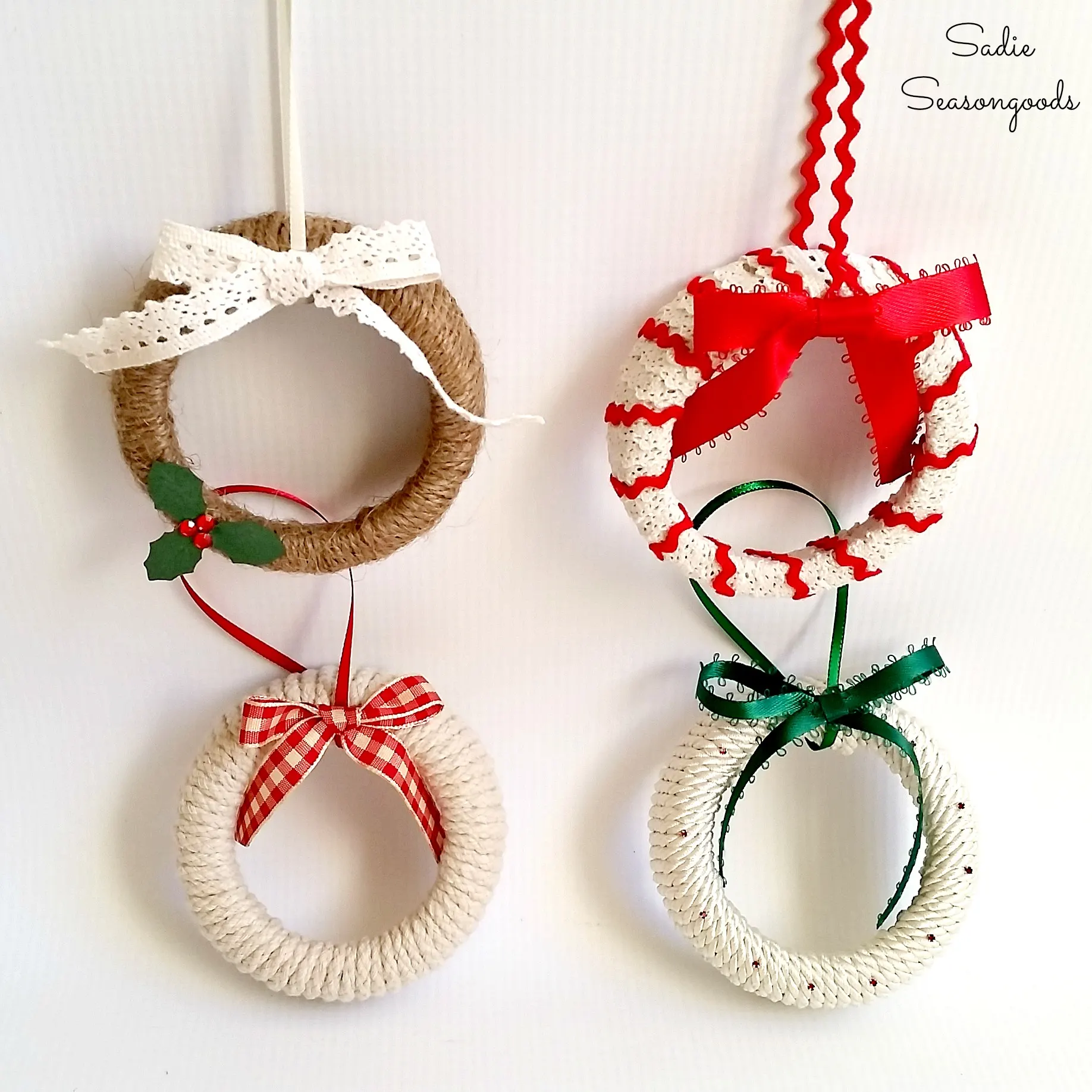 DIY Christmas Wreath Ornament from a Repurposed Mason Jar Lid