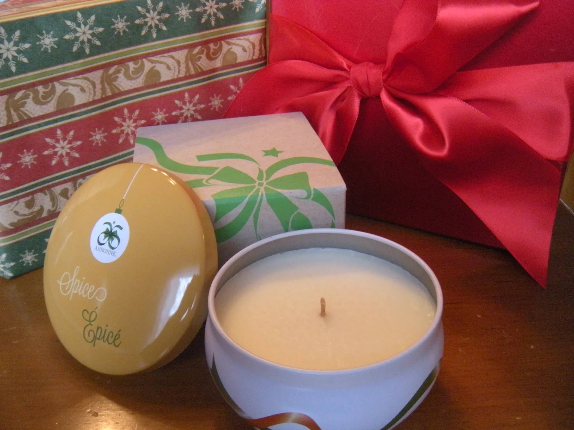 Giveaway for Arbonne's Spice holiday candle